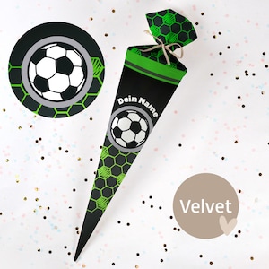 Cono escolar cosido con nombre - tela - ¡completo con cartón en blanco! Fútbol - Negro/Verde/Gris - Terciopelo - Vel423