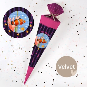 Cono escolar cosido con nombre - tela - ¡completo con cartón en blanco! Pez Payaso - Rosa/Morado Oscuro - Terciopelo - Vel412