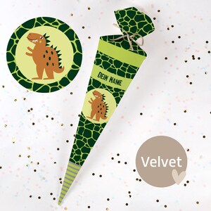 Cono escolar cosido con nombre - tela - ¡completo con cartón en blanco! Dinosaurio - Escamas - Verde - Terciopelo - Vel402