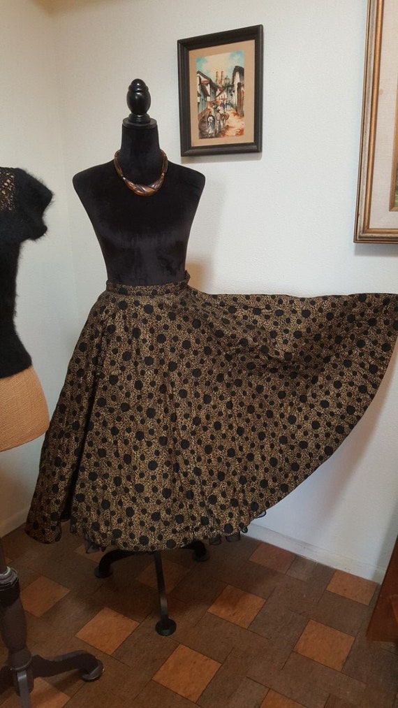 Fab 1950s Quilted Black and Gold Full Circle  Vint