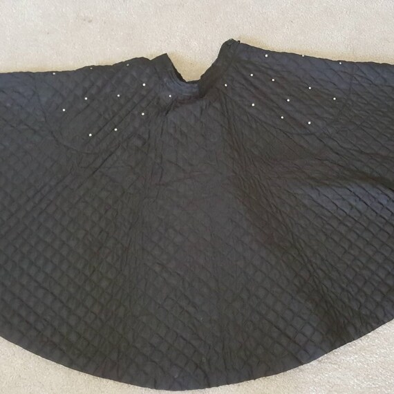 Black Quilted Vintage 1950s Full Circle Skirt ado… - image 1