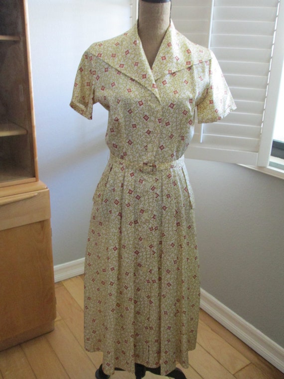 Novelty Print 1950s vintage day dress Designer "Da
