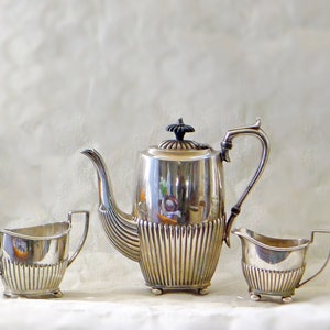 Vintage Israel Freeman & Sons LTD. Teapot Set Sheffield England Sugar Bowl Creamer Footed Art Deco Set Silverplate 1920&#39;s