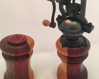 Juego de sal y pimienta, estilo antiguo