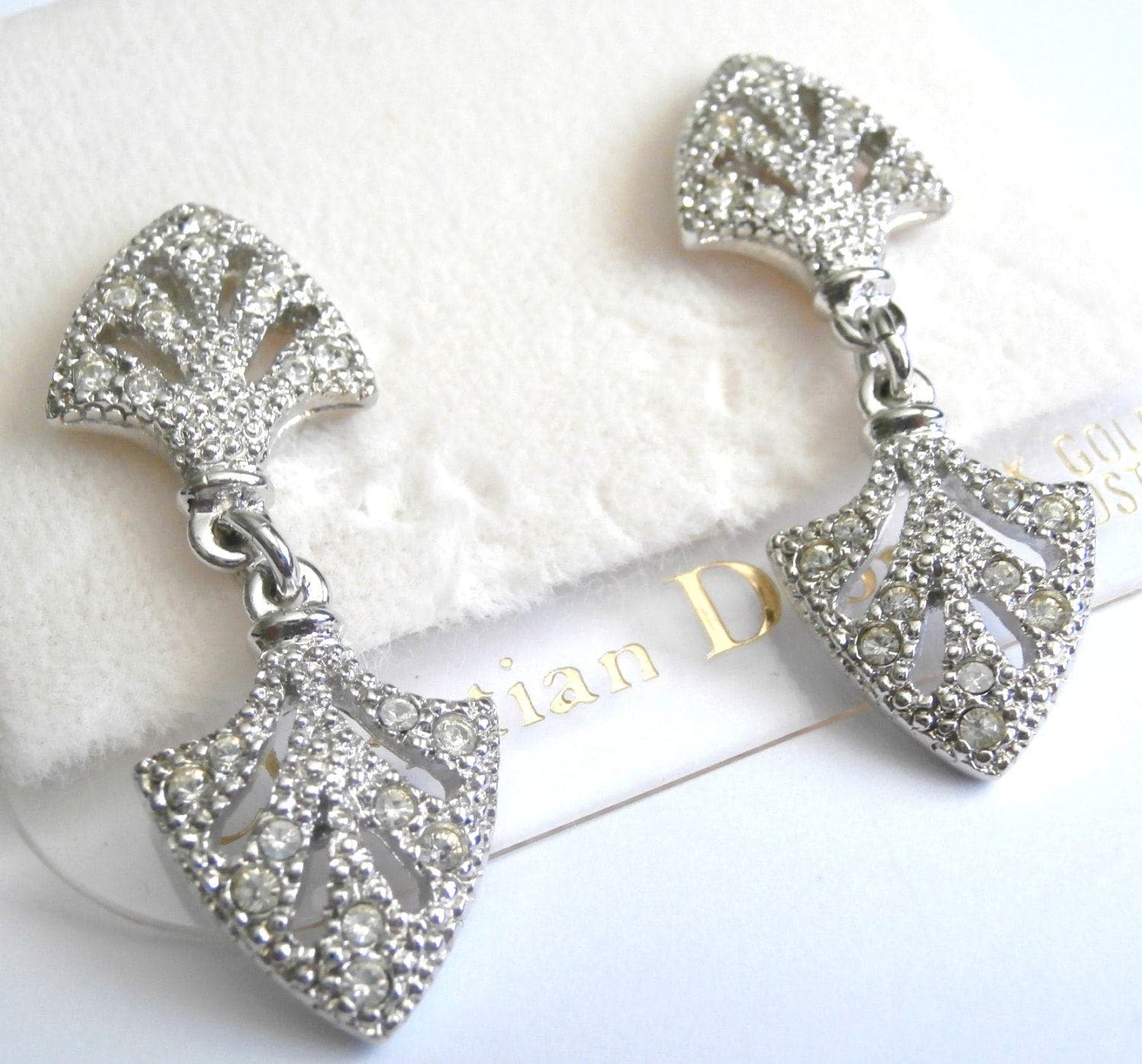 Christian Dior Silver Metal and Crystals Dangle Earrings – OPA Vintage