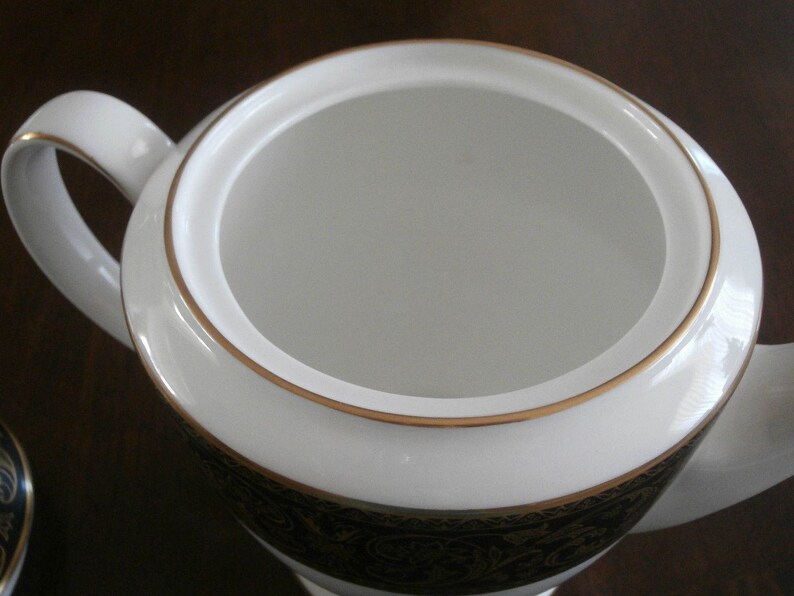 Minton Grandee Tea Pot With Lid Bone China Made in England Etsy