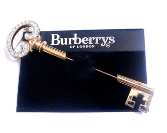 Burberrys of London Signed Gold Plated Key Stick Pin set with Crystals