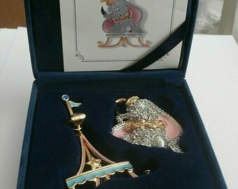 Swarovski Signed Disney Hallmark Rhodium Plated Dumbo Brooch Pin & Easel NIB COA