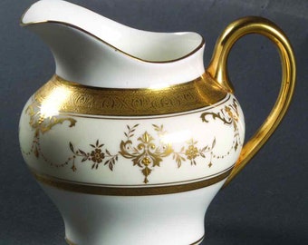 Minton Riverton Bone China Large Creamer with Raised Gold Design K227