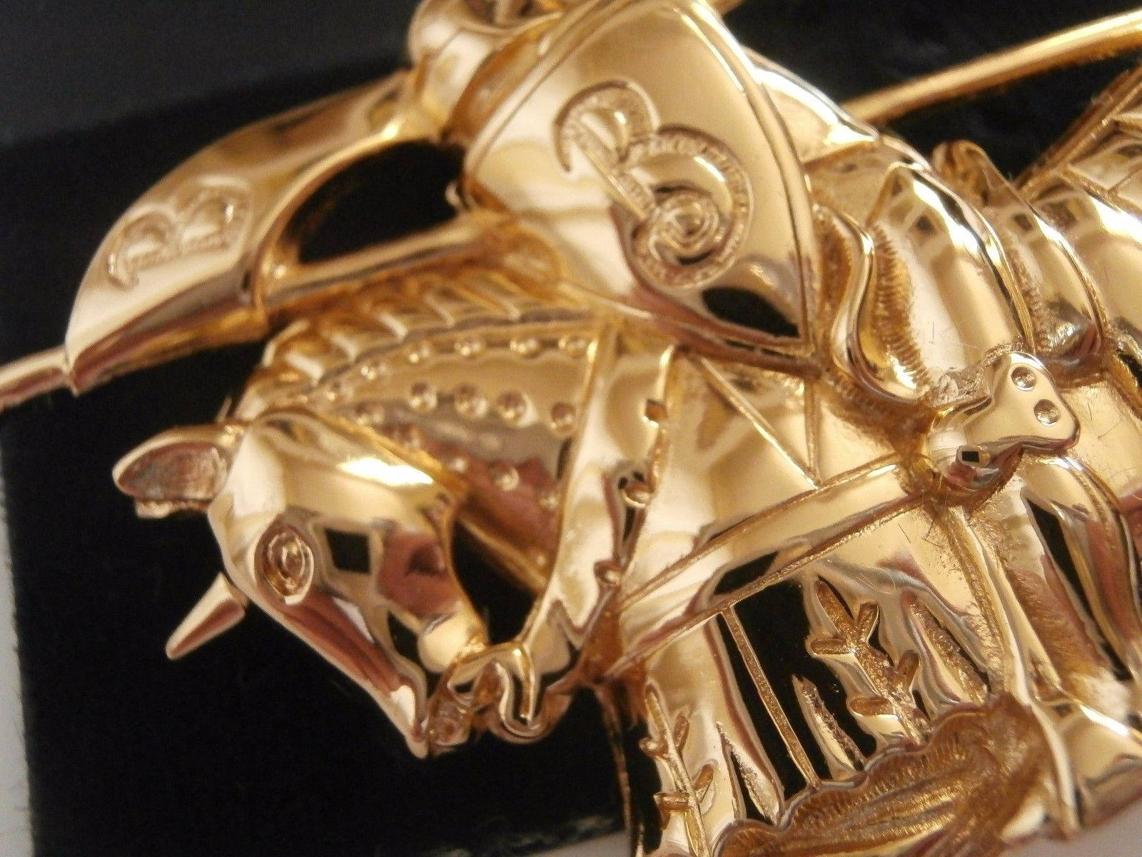 Burberrys of London Equestrian Knight FIRST LOGO Pin Brooch Burberrys of London Equestrian Knight FIRST LOGO Pin Brooch