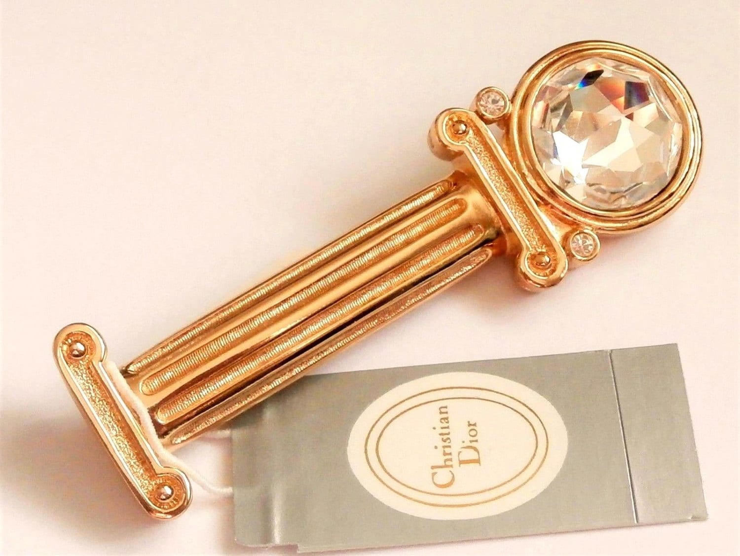 dior brooch pin