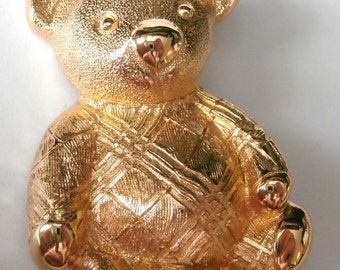 Burberrys of London Signed Gold Plated Bear Pin Brooch: Made in
