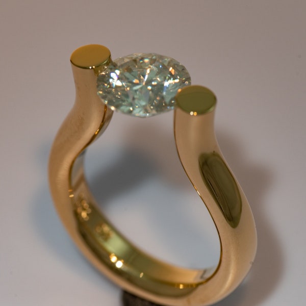 Diamond Hallmark True Tension Ring by Daniel Sommerfeld Made in Canada