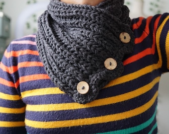 Three Button Cowl