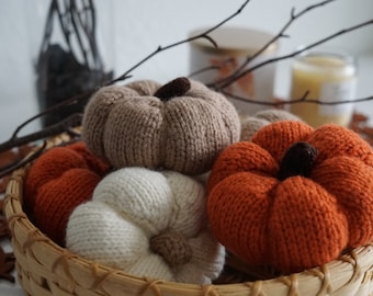Knit Pumpkins | Fall Decor