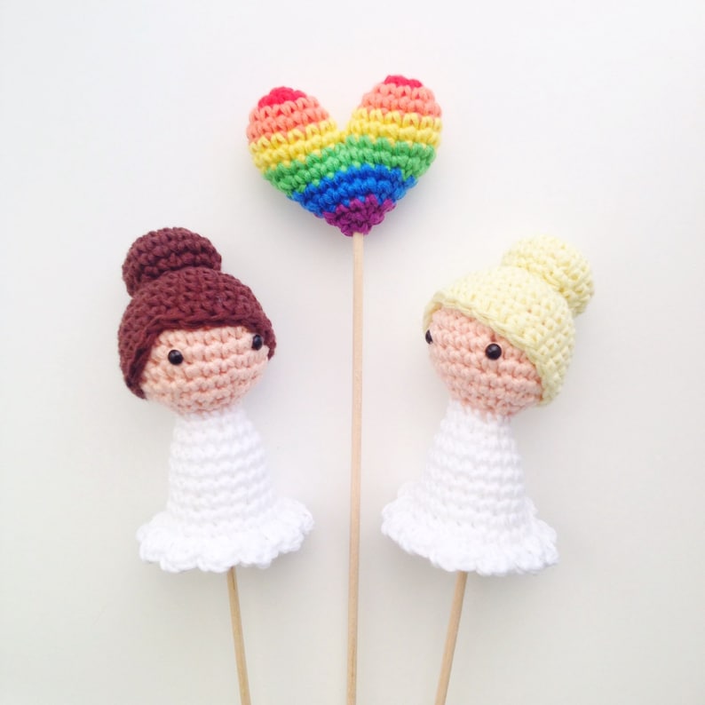 Knitted Lesbian Wedding Topper