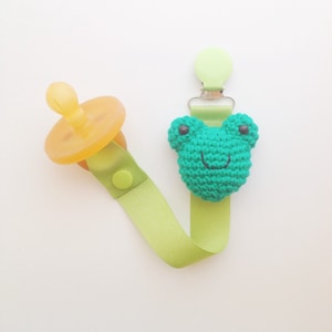 Frog Pacifier Clip, Frog Paci Clip, Ribbon Pacifier Clip, Paci Clip, Soothie Clip, Paci Holder, Frog Baby Gifts, Pacifier Holder