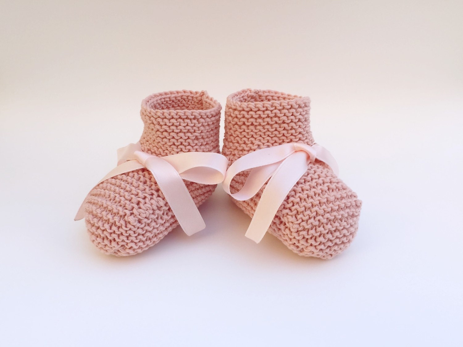 acorn baby booties