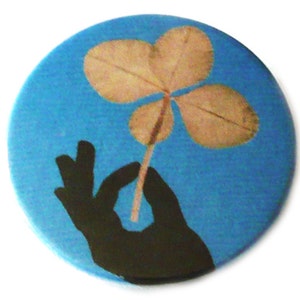 Four leaf clover, pinback button, magnet, bottle opener or compact mirror image 1