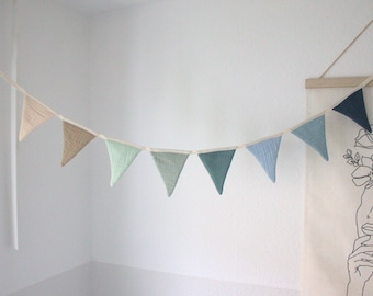 Farbverlauf Musselin Wimpelkette | Kinderzimmer Deko Boho Garten | Stoffgirlande | kleine Wimpel | creme sand mint blau