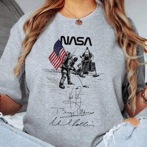 Apollo 11 Shirt Moon Landing NASA Space T-Shirt US Flag 1969 Astronaut Autographs Gift for Him or Her Space Lover Gifts For Men and Women