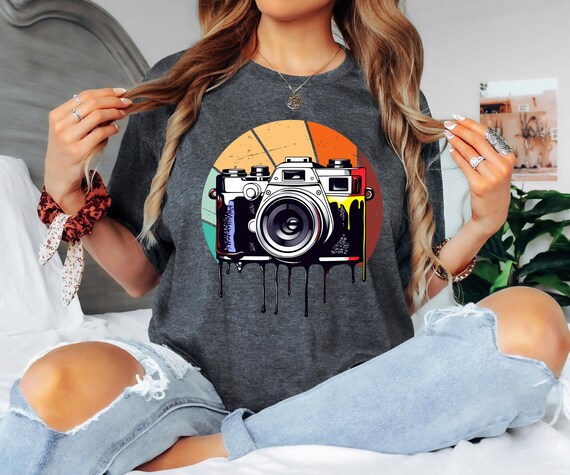 Photographer Shirt - Vintage Retro Camera T-Shirt Photographer Shirt - Vintage Retro Camera T-Shirt