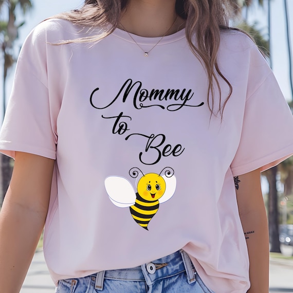 Womens Mom To Be Shirt Mommy To Bee Pregnancy Announcement Gift Womens Mom To Be Shirt Mommy To Bee Pregnancy Announcement Gift