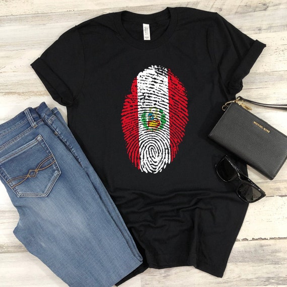 Alpaca | Vintage Distressed Peru T-Shirt Alpaca | Vintage Distressed Peru T-Shirt