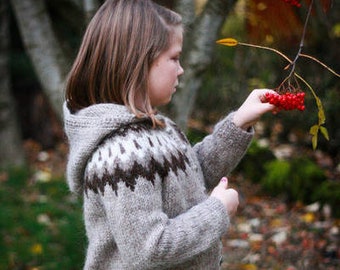 Icelandic wool sweater for children