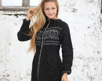 Handknitted long cardigan from 100%  icelandic wool