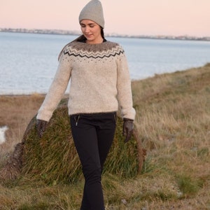 Icelandic sweater, lopapeysa image 7