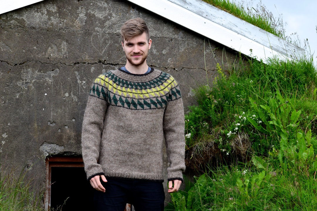 Traditional Icelandic Sweater for Men - Etsy