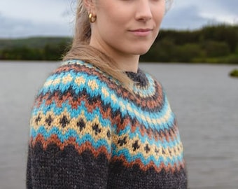 Icelandic unisex traditional sweater, lopapeysa.