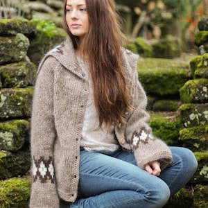 Handknitted sweater designed from icelandic wool