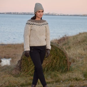 Icelandic sweater, lopapeysa image 5