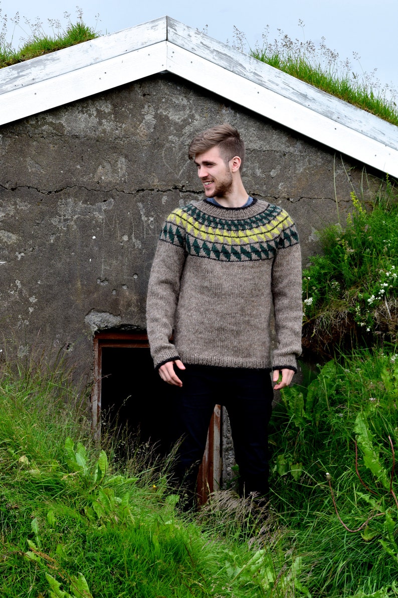 Traditional Icelandic sweater for men Etsy