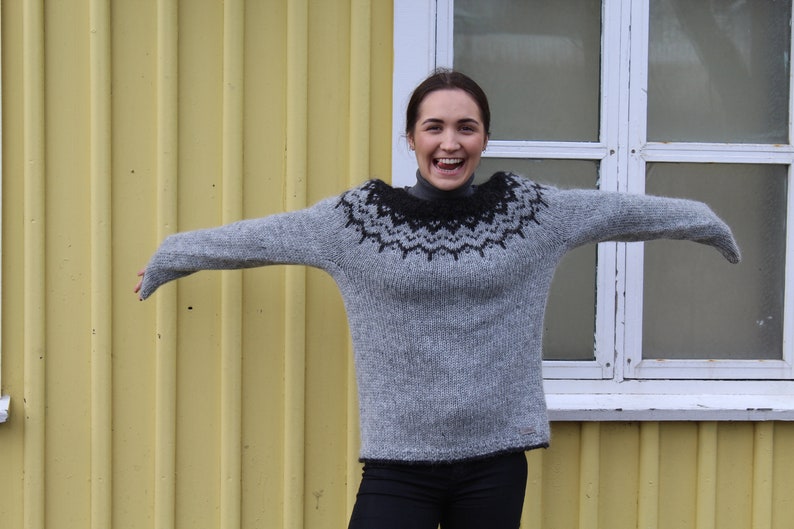 Icelandic sweater, lopapeysa image 9