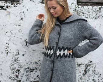 Handmade sweater from Icelandic wool