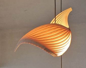 Fineer lampenkap, houten hangerverlichting, woningverbetering, Scandinavische houten kroonluchter, sculpturale lamp, Branch Island lampenkap, vleugel