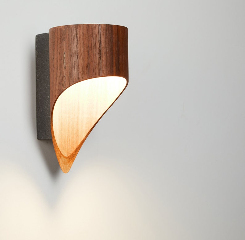 StudioVayehi Wall Sconce