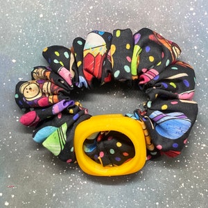 Magic Band Holder Scrunchie