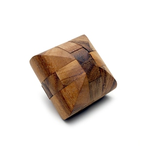 Fun & Challenging Japanese Wooden Bread Interlocking Puzzle. Can You Solve this 3D Japanese Bread Puzzle?