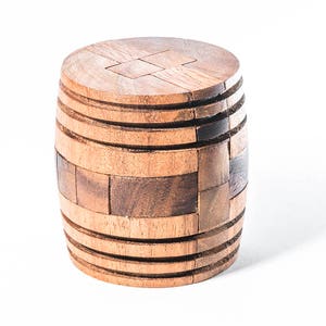 Japanese Barrel Puzzle - Kumiki Puzzle, Japanese interlocking puzzle, Mechanical interlocking puzzle, brain teaser puzzle, Kubiya collection