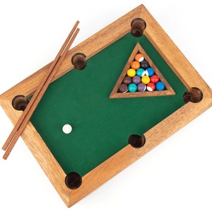 Mini Billiard Table Game - Mini Pool table set, Perfect for home or office use. Party Game