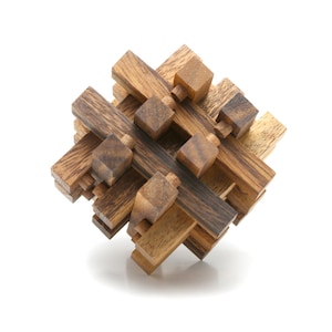 Lock Puzzle 3D wooden interlocking brain teaser puzzle image 2