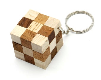 Puzzle key chain, wood puzzle keychain, wood keychain, wood game keychain, wood Puzzle, brain teaser, wooden brain teaser puzzle