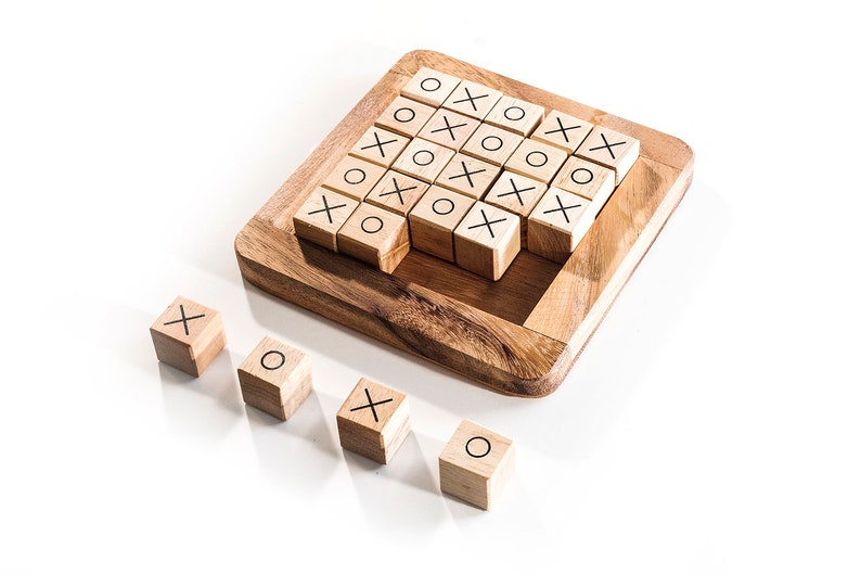 Redwood настольная игра. Деревянные настольные игры. стратегическая игра деревянная. настольная деревянная игра на крючке. мышки деревянные настольная игра.