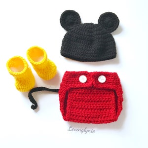 Mickey Mouse set / diaper cover / baby shower gift / baby gift / mickey mouse