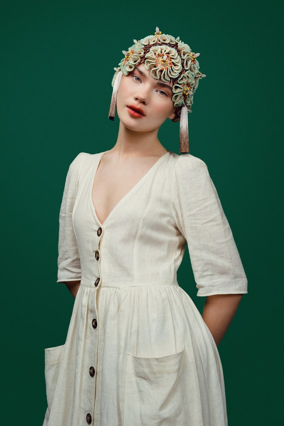 1920s headpiece fascinator cloche hat with tassels