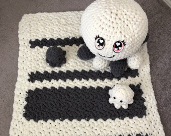 Momma Octopus and babies with Matching Blanket